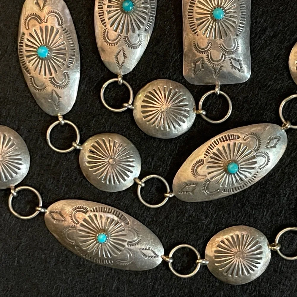 AUTHENTIC NATIVE AMERICAN STERLING SILVER AND TURQUOISE CONCHO BELT 🔥VINTAGE - Picture 4 of 11